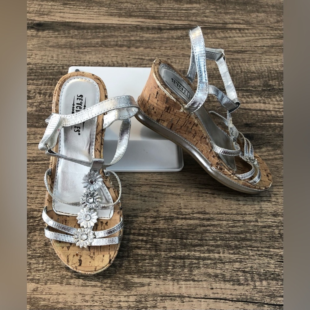 👠Girls Sz 1 Seychelles Sandals